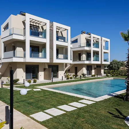 Petrakis Luxury *